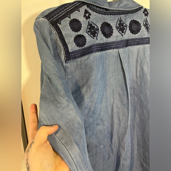 Velvet Heart Women’s Clothing Jean Jacket Button Up Embroidered Size Medium - Picture 7 of 16